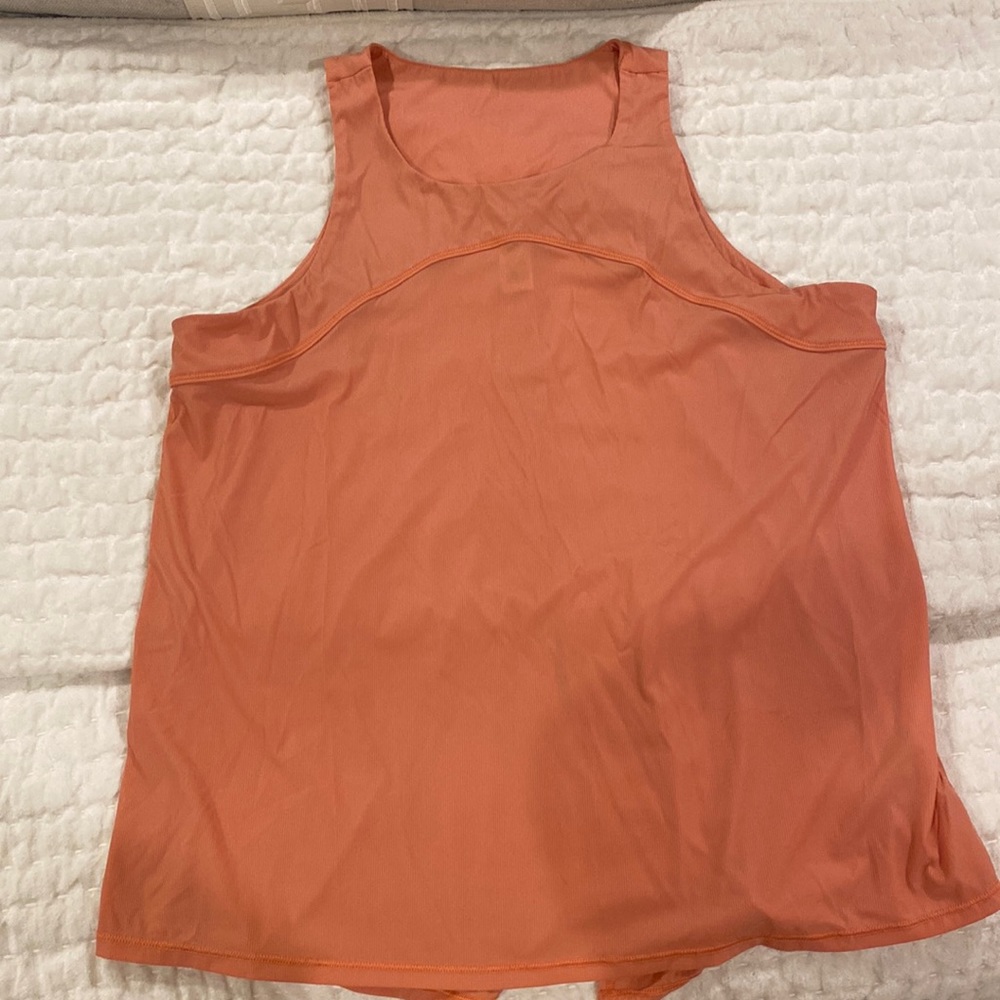 Spanx coral workout top, size small